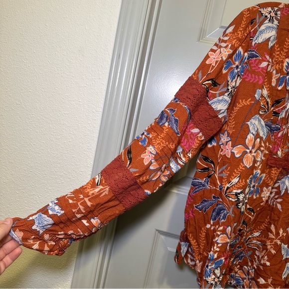 Sundance Orange Boho Floral Print V Neck Blouse size M - Picture 4 of 8